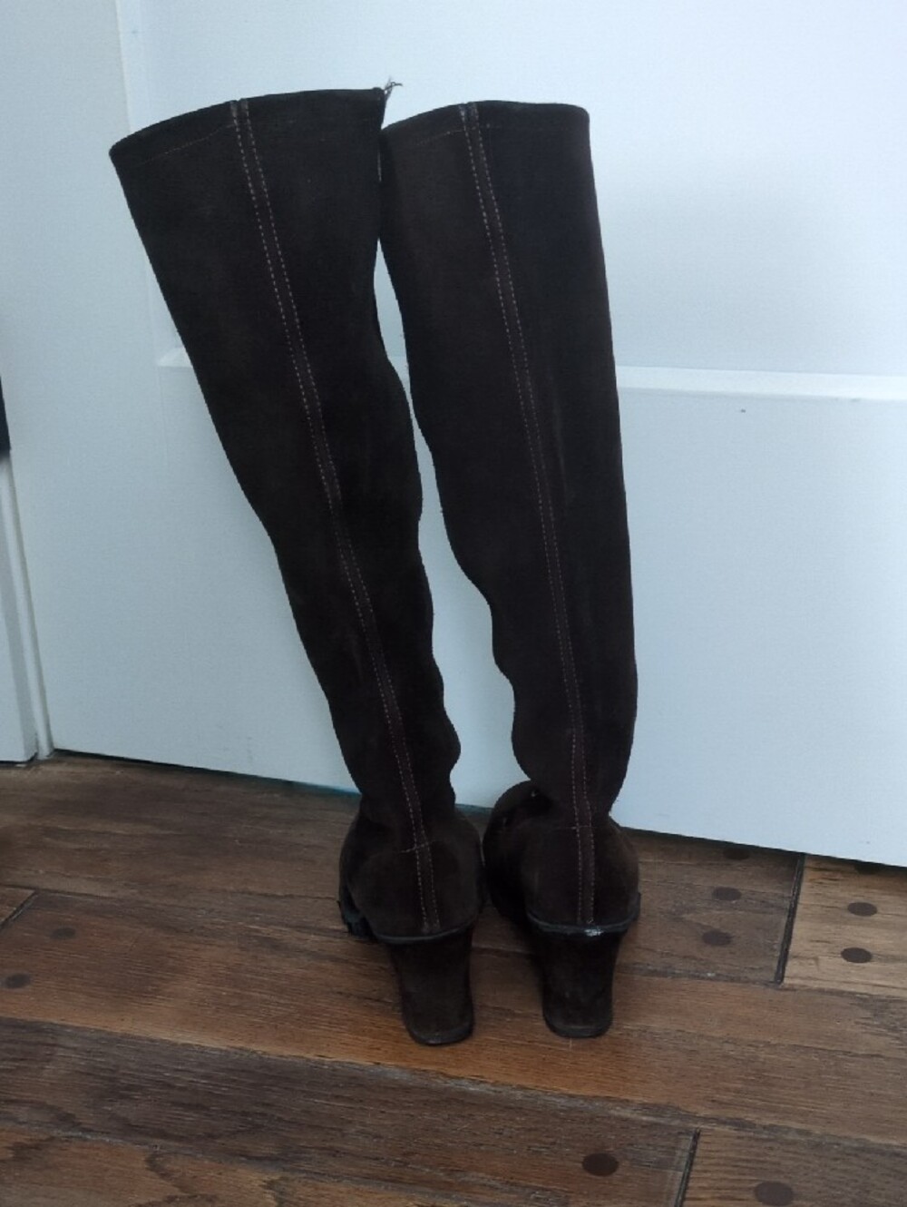 Vintage Sbicca Dark Brown Knee-High Lace-Up Suede Boots - Picture 3 of 5